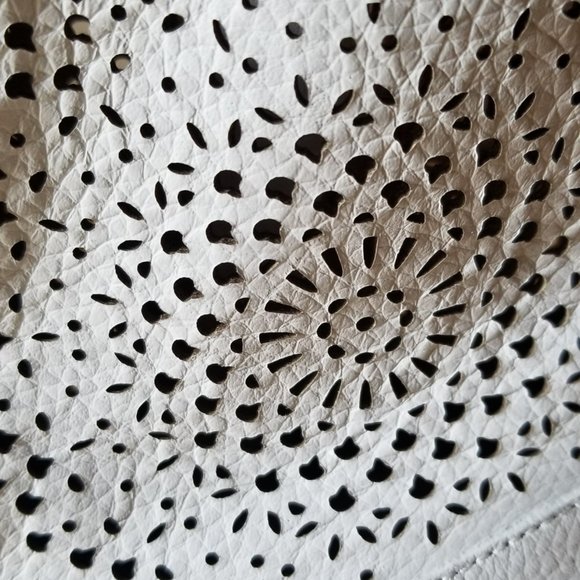 NEW Vionic Luciana White Ankle Boots - Picture 12 of 13